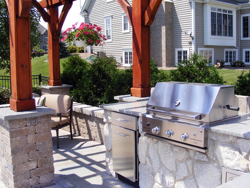 Islands and Kitchens Projects | SigNature Landscaping Inc.